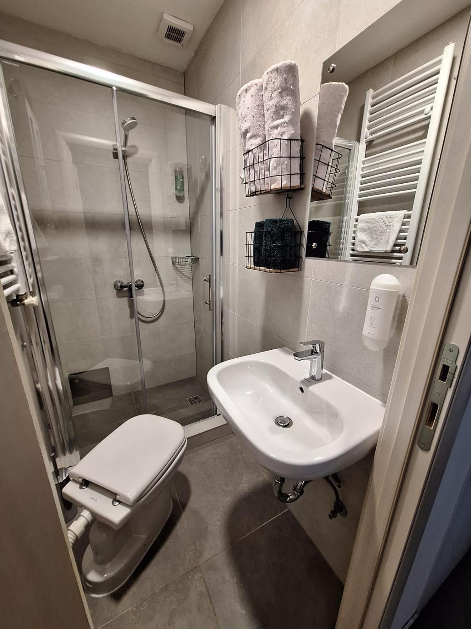 Studio Apartmani Louis I Lola 자그레브 외부 사진
