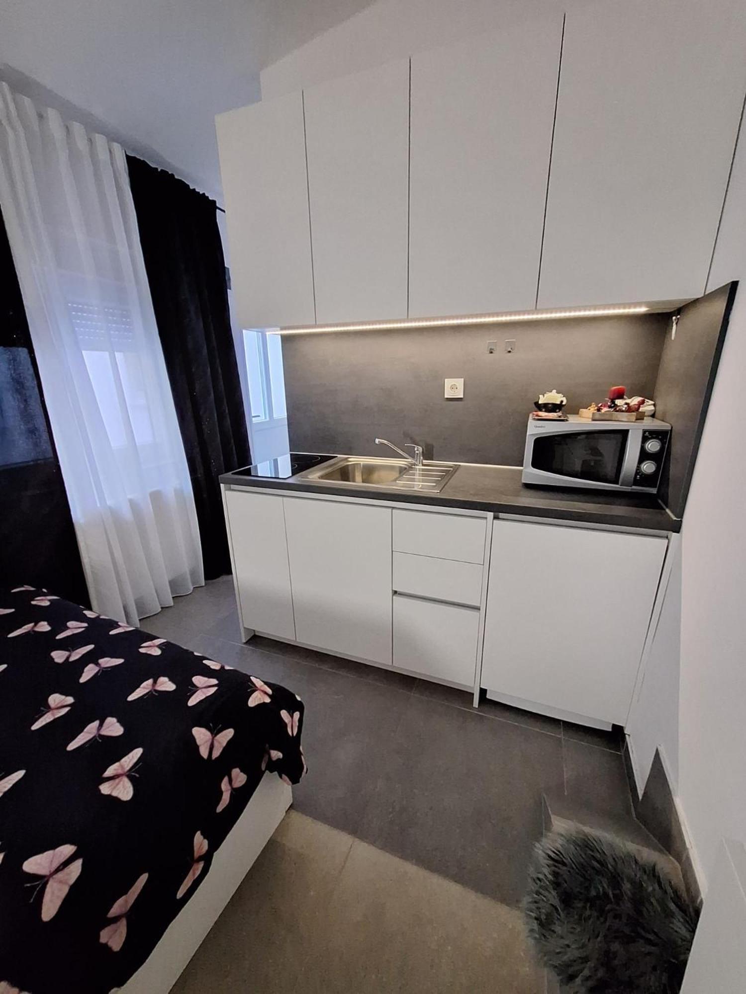 Studio Apartmani Louis I Lola 자그레브 외부 사진
