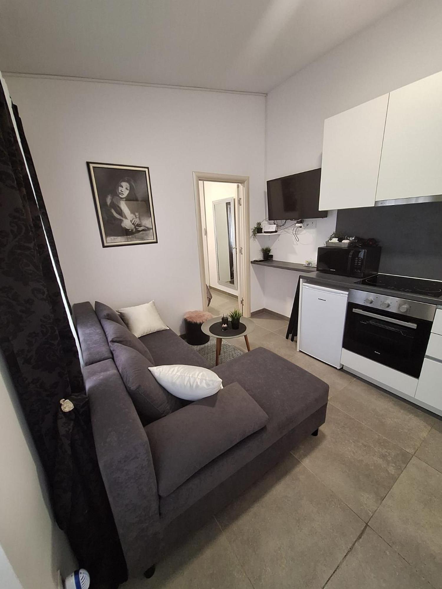 Studio Apartmani Louis I Lola 자그레브 외부 사진