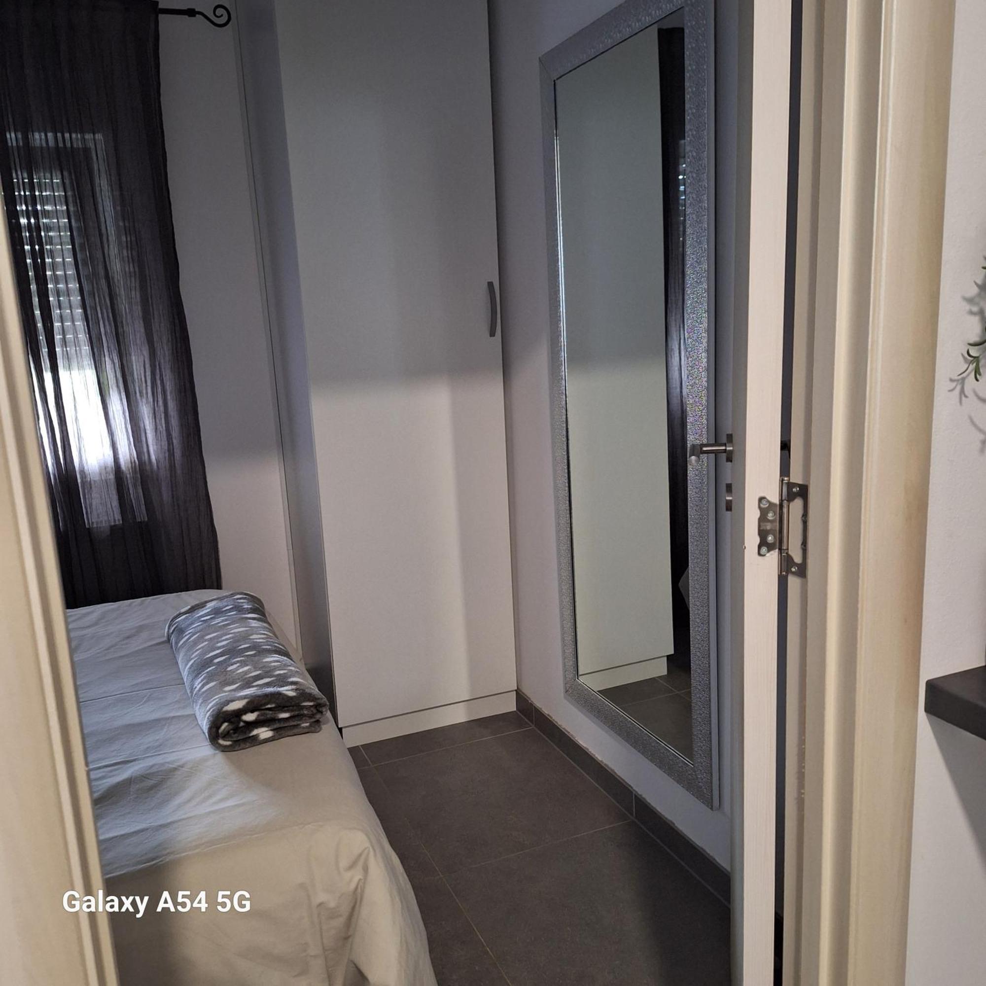 Studio Apartmani Louis I Lola 자그레브 외부 사진