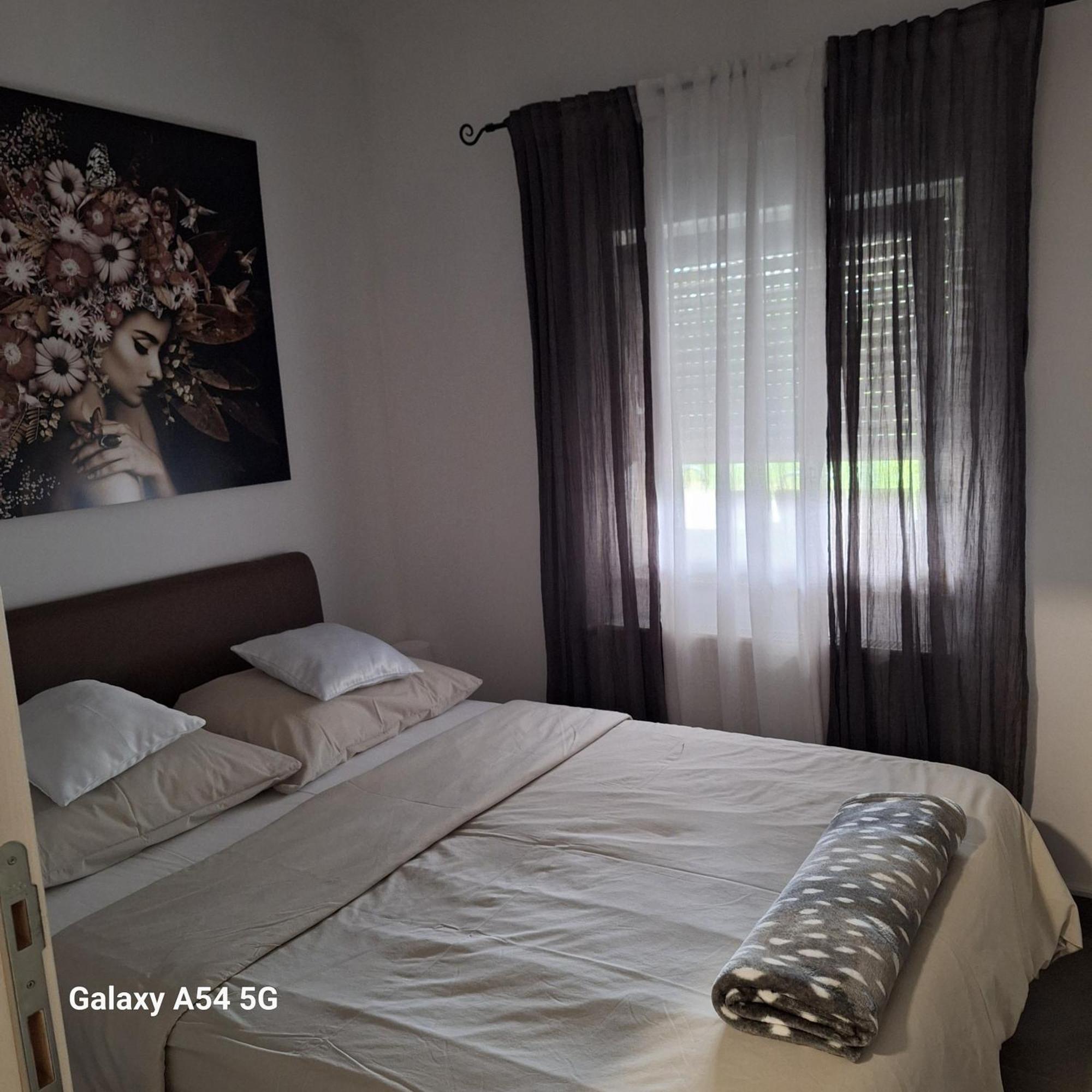 Studio Apartmani Louis I Lola 자그레브 외부 사진